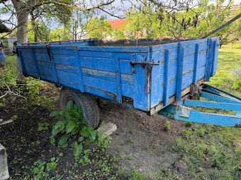 Vlek, přívěs za traktor hydraulicky sklápěný - 5