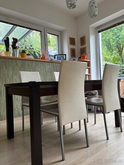 Rozkladaci jidelni stul - 5