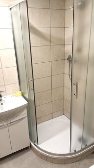 Nabízíme pronájem lůžek, případně celých 3 lůžkových pokojů - 5