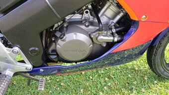 Honda CBR 125r - 5