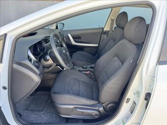 Kia Ceed 1,4 i,73kW,DPH,1.maj.,původČR - 5