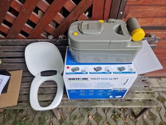 Kazetové WC Thetford C200 s Fresh-up sadou, TOP stav - 5