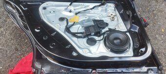 Skoda Superb 1,zadní levé dveře, komplet a s výplní, nové - 5