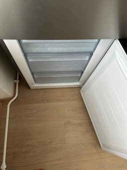 Lednička Gorenje - 5