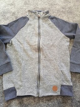 Chlapecký komplet vel.122-134. - 5