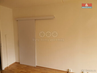 Prodej bytu 1+kk, 31 m², Praha, ul. Platónova - 5