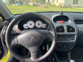 Peugeot 206 - 5