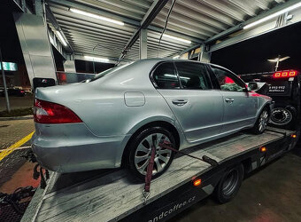 Vůz na náhradní díly Škoda Superb 2 sedan 2013 CFFB PBF LA7W - 5