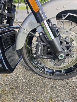 Harley-Davidson Street Glide CVO FLHXSE - 5