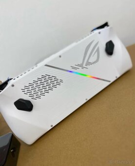 ASUS ROG Ally RC71L - NH001W - 5