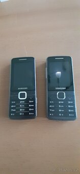 Samsung GT-S5610 - 5