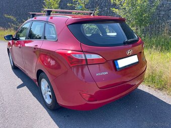 Hyundai i30 combi 1,4 nové v ČR, servis. knížka - 5