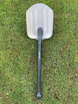 Lopata Fiskars 131520 - 5