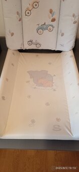 Přebalovací pult s podložkou - 5