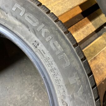 Zimní pneu 205/55 R17 95V Nokian 7mm - 5