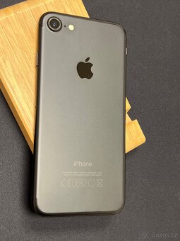 Apple iPhone 7 128GB Černý - 5