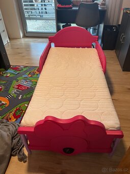 Dětská postel Minnie + 2x matrace - 5