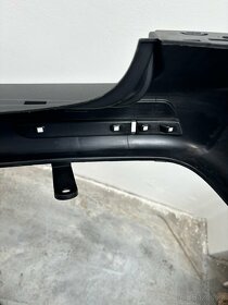 Nárazník zadní Vw T5 T5.1 T6 Černý plast Nepoužívaný Org. - 5
