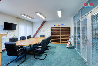 Prodej výrobního objektu, 1048 m², Králův Dvůr, ul. Tovární - 5