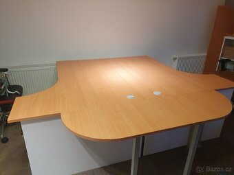Kancelářský nábytek - 5