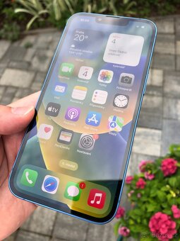 iPhone 13 256Gb v hezkém stavu, modrý, 100% baterie - 5