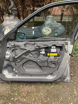 BMW e46 touring dveře - 5