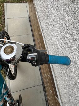 Dívčí kolo Junior 24 - 5