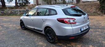 Pěkný Renault Megane Combi 1.6 81kw - 5