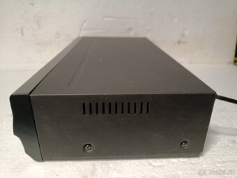 Funai Combi VHS & DVD (DBA-D4110DB - 5
