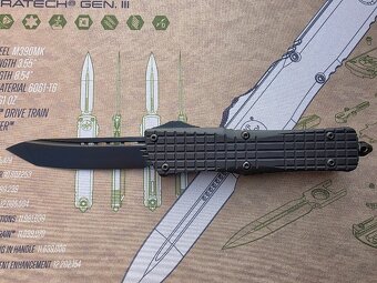 Microtech Combat Troodon Delta Frag Shadow Tanto - 5