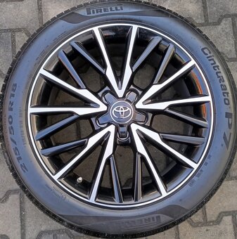 Disky originální Toyota C-HR, Yaris Cross 5x114,3 R18 - 5