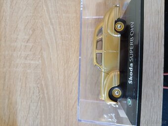 Skoda superb OHV 1:43 deagostini - 5