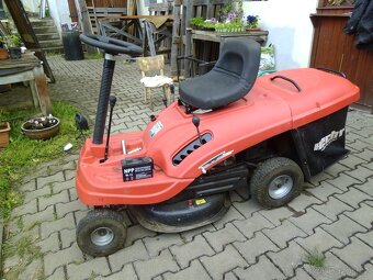 Prodám sekací traktůrek - 5