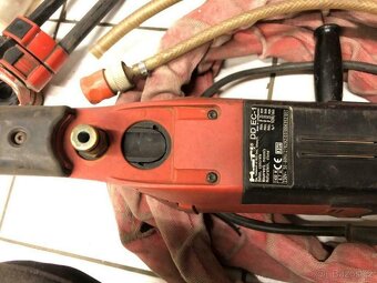 Jádrový vrták Hilti DD EC-1 + jednotka pro úpravu vody DD-RE - 5