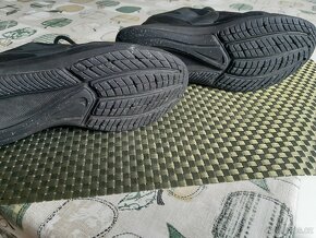Sportovní tenisky NIKE 36/ US 4Y - 5