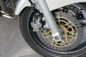 Kawasaki ZR-7 - 5