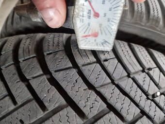 Hankook celoroční/zima 215/55/R17 98V 2922 - 5