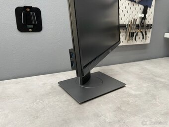 Profesionální 23" monitor Dell P2317H - FullHD IPS 1920x108 - 5