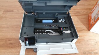 Multifunkční tiskárna HP OfficeJet 8012e - rychlá, výkonná - 5