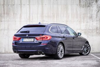 BMW Rad 5 Touring 540d xDrive 235 kW možný odpočet DPH - 5