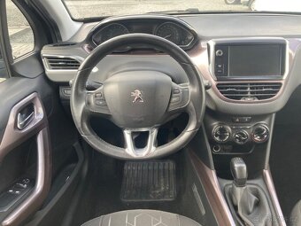 Peugeot 2008, 1,2 VTi, vyhř.sedačky, klima, tažné, CEBIA - 5