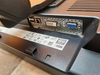 Monitor HP PL766AA 17" - 5