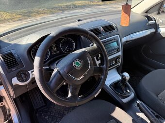 Škoda Octavia Scout - 5