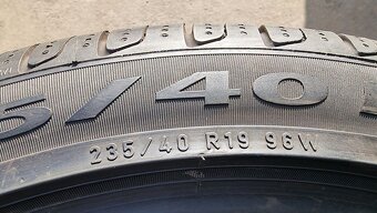 Letní pneu 235/40/19 Pirelli - 5