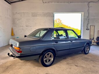 BMW E28 520i - 5