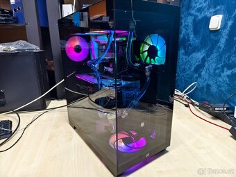 32 jader AMD 3970X, 128GB DDR4, RX6900 XT 16GB, 2TB SSD - 5