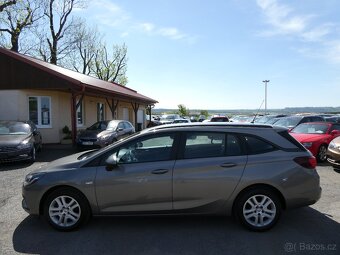 Opel Astra 1.6 CDTi 81kW LED,DPH,ČR,závěs - 5