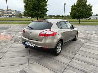 Renault Megane - 2011 - 1.4i 96kW benzin - pouze 91.054Km - 5
