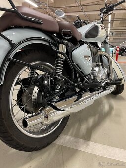 Royal Classic 350 - 5