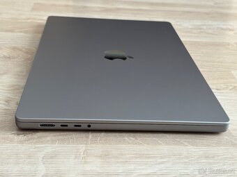 Apple Macbook Pro 16¨ / M1 Pro / 16Gb / 512Gb SSD - 5